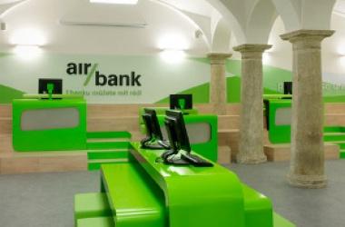 Отделения по пятницам: Air Bank – банк в стиле casual